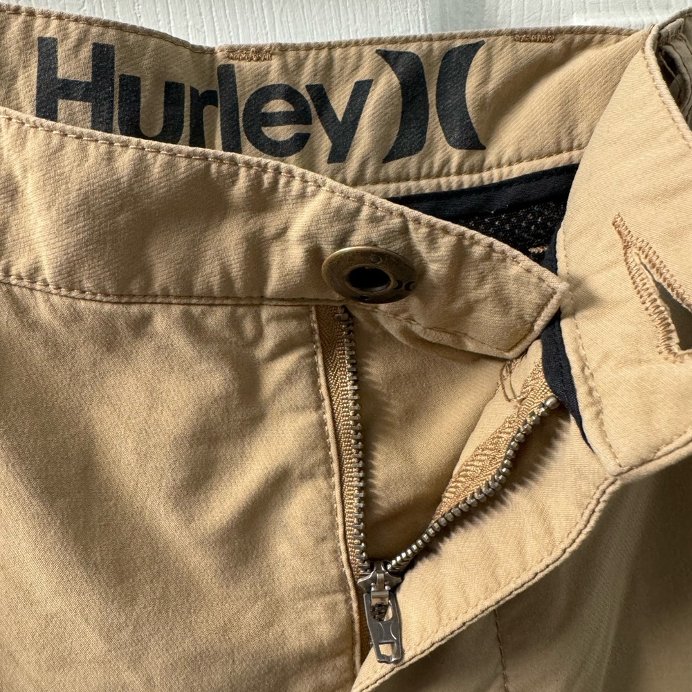 Hurley Shorts Nike Dri Fit Performance Beige Flat Stretch Mens Size 36